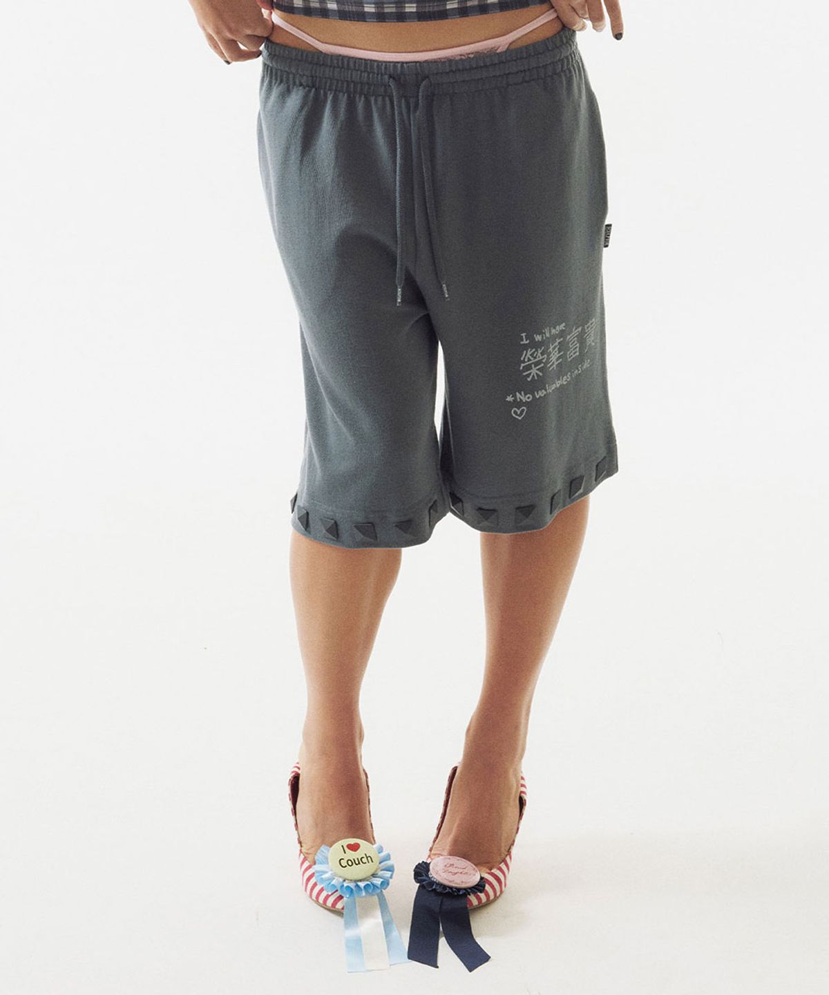 스컬프터(SCULPTOR) Studded Bermuda Pants Charcoal