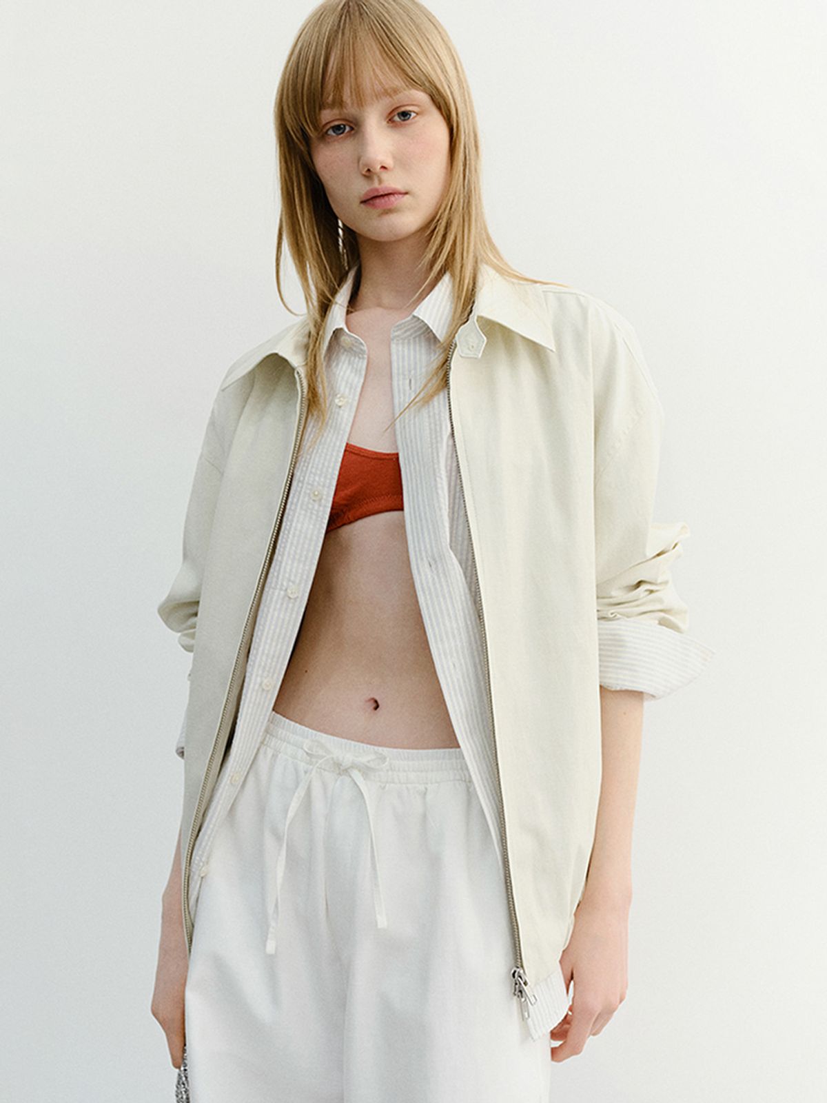 던스트(DUNST) UNISEX COLLARED LIGHT BLOUSON JACKET_UDJU6B121_IVORY
