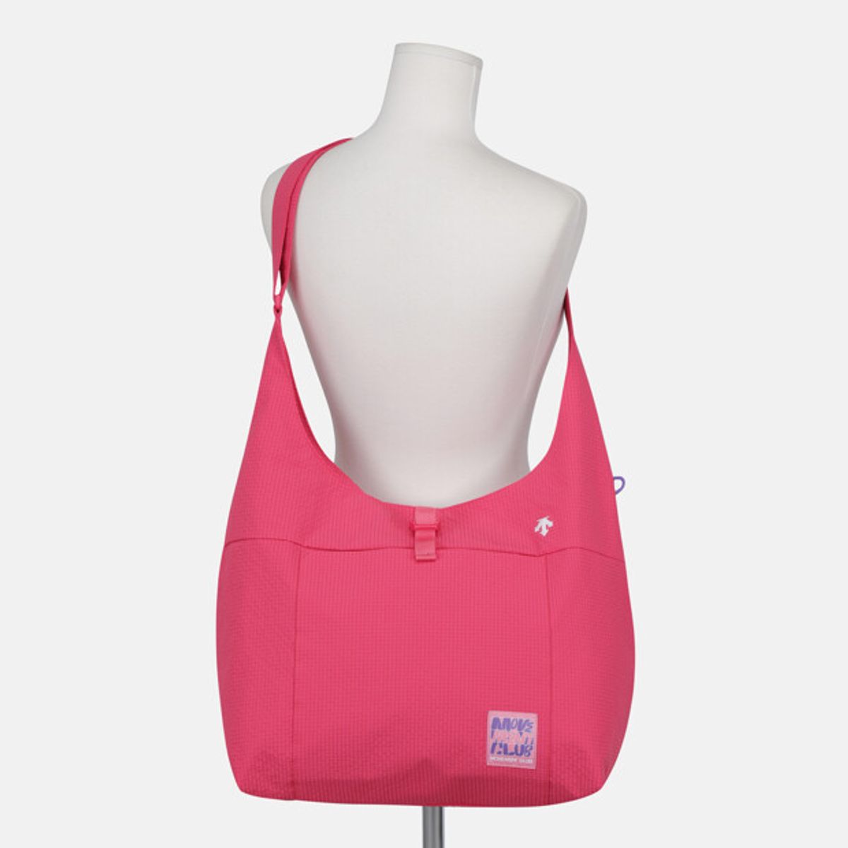 데상트(DESCENTE) 라지 경량 쇼퍼백 핑크 SR223UBG42