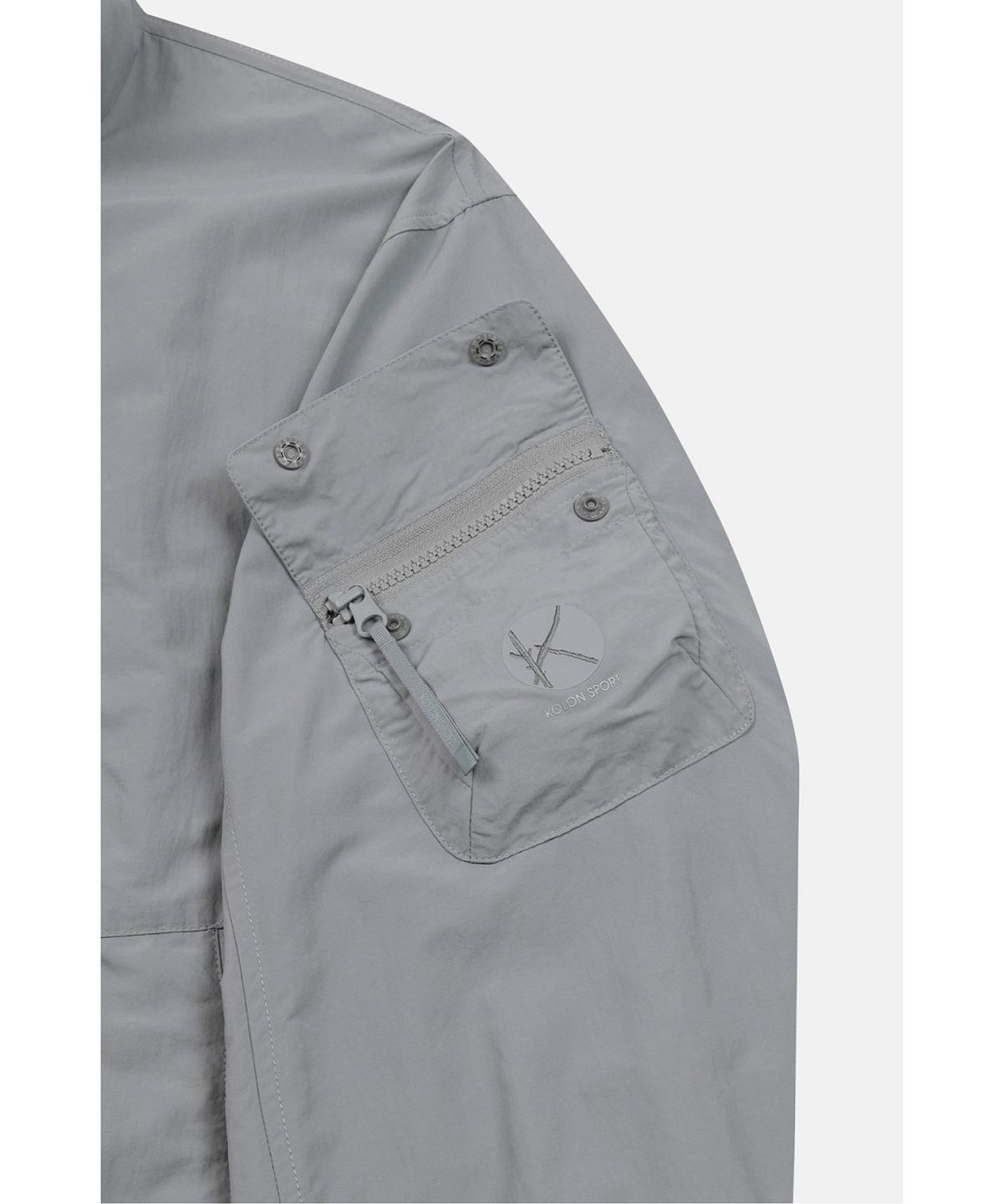 코오롱스포츠(KOLON SPORT) [Atelier Line] 남성 멀티 포켓 스탠드넥 블루종 재킷 6MJJS26511GRY
