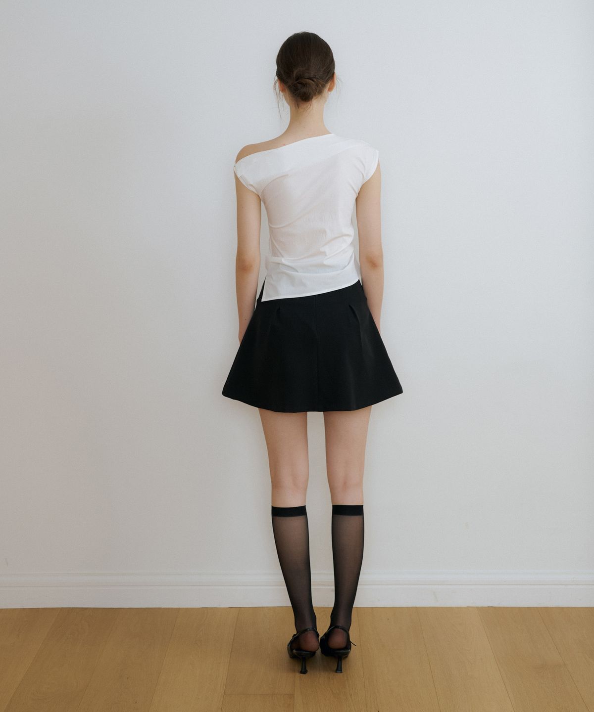 리올그(REORG) CE TUCK MINI SKIRT BLACK