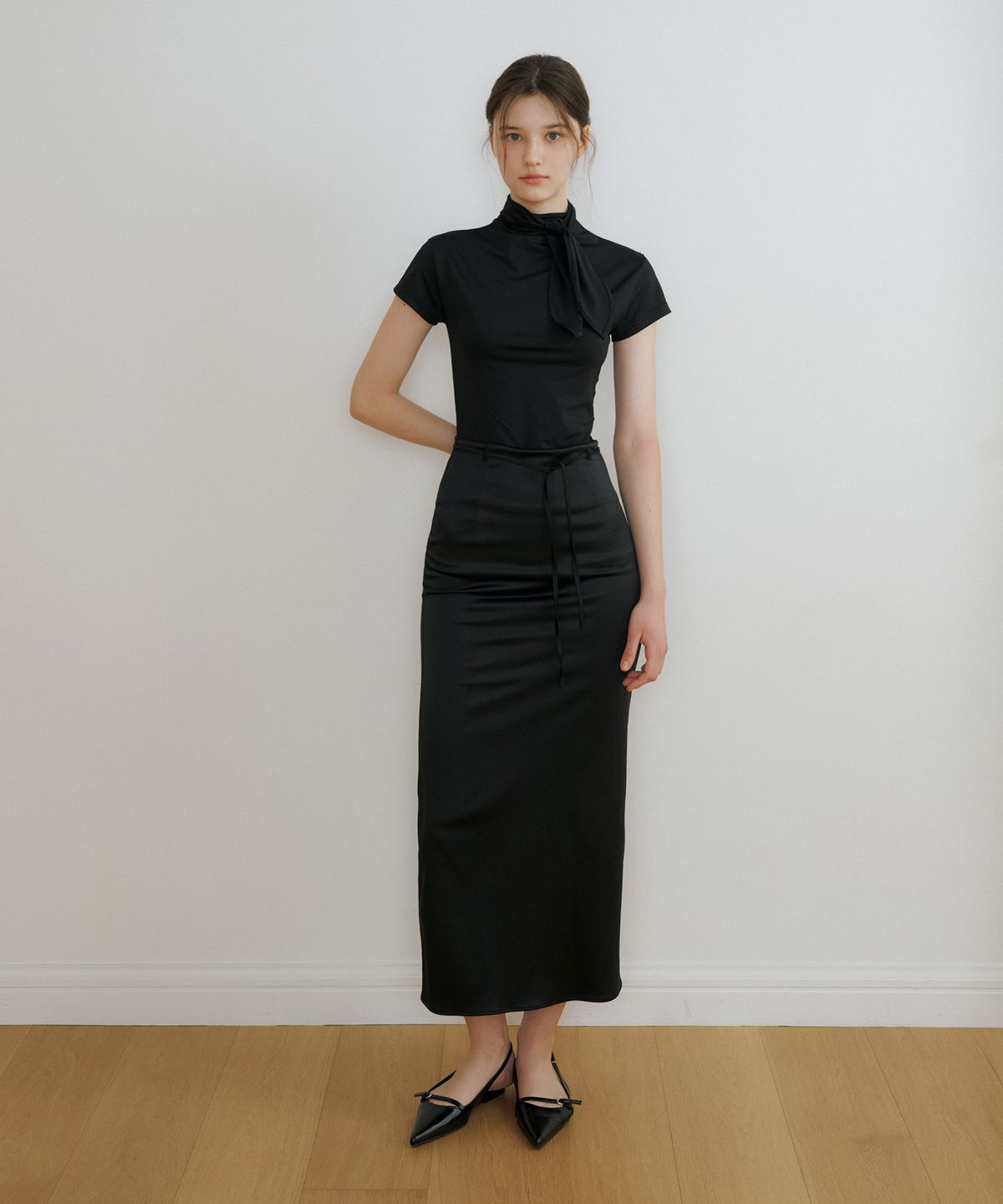 리올그(REORG) CE SATIN STRING SKIRT BLACK