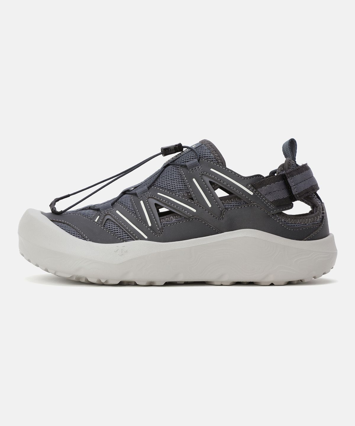 데상트(DESCENTE) 와일드 플로우 샌들 다크 그레이 SR123LND12