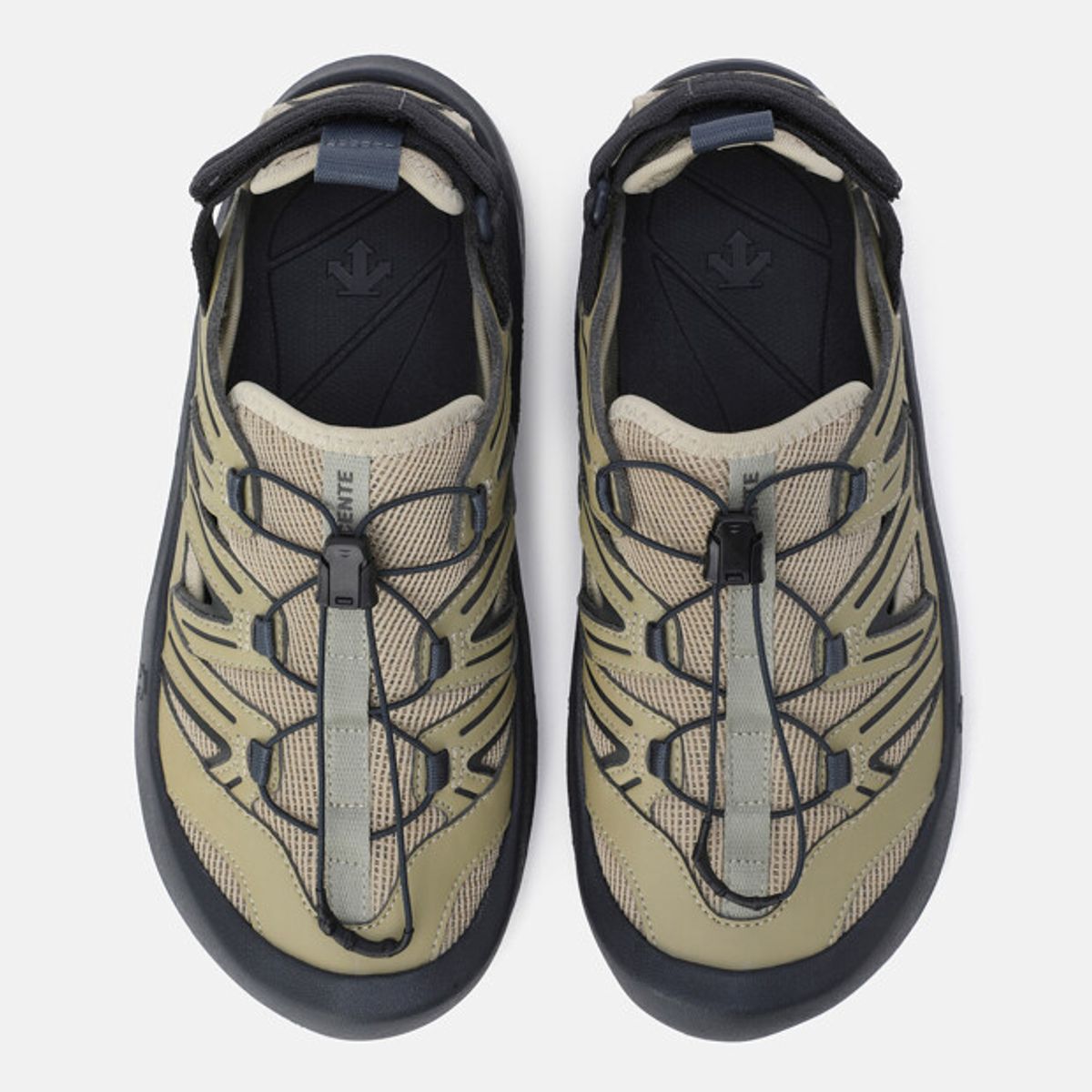 데상트(DESCENTE) 와일드 플로우 샌들 카멜 SR123LND12