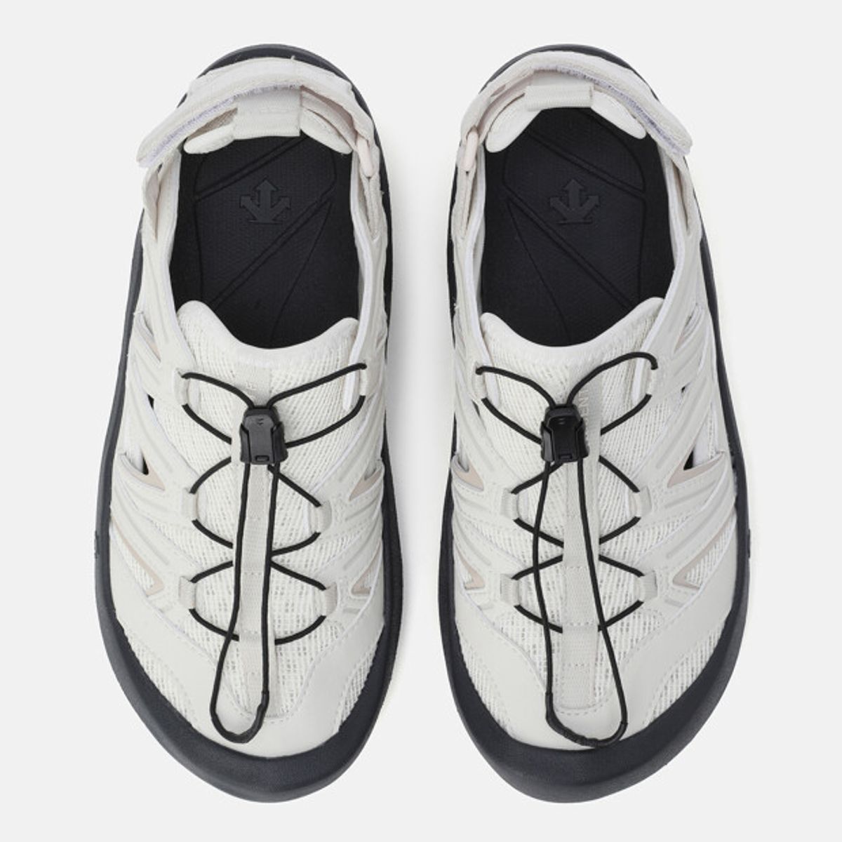 데상트(DESCENTE) 와일드 플로우 샌들 크림 SR123LND12