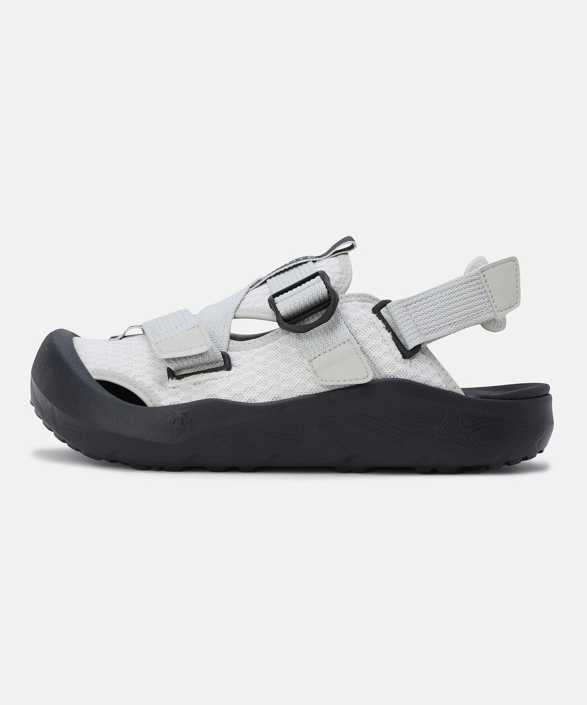 데상트(DESCENTE) 와일드 플로우 스트랩 샌들 그레이 SR123LND11
