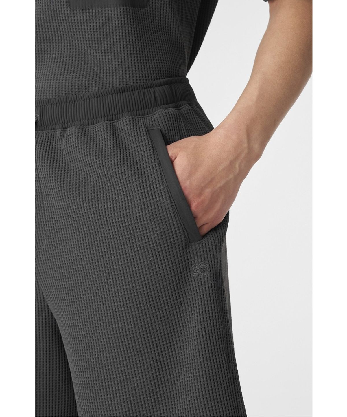 코오롱스포츠(KOLON SPORT) 남성 와플 6부 쇼츠 (SET-UP) TLPOM26581DGY