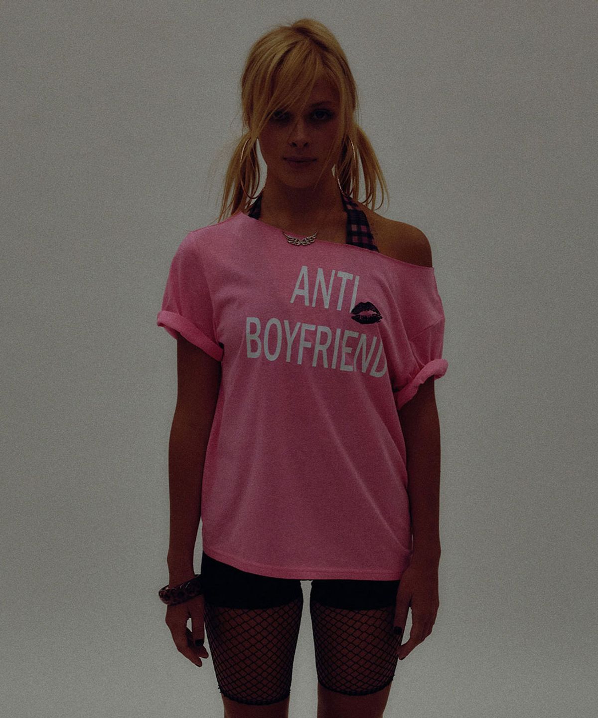 스컬프터(SCULPTOR) Anti Boyfriend Tee Neon Pink