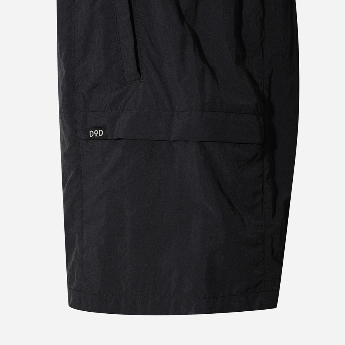 디오디(DOD) 여성) 에센셜 타슬란 포켓 반바지(BLACK)