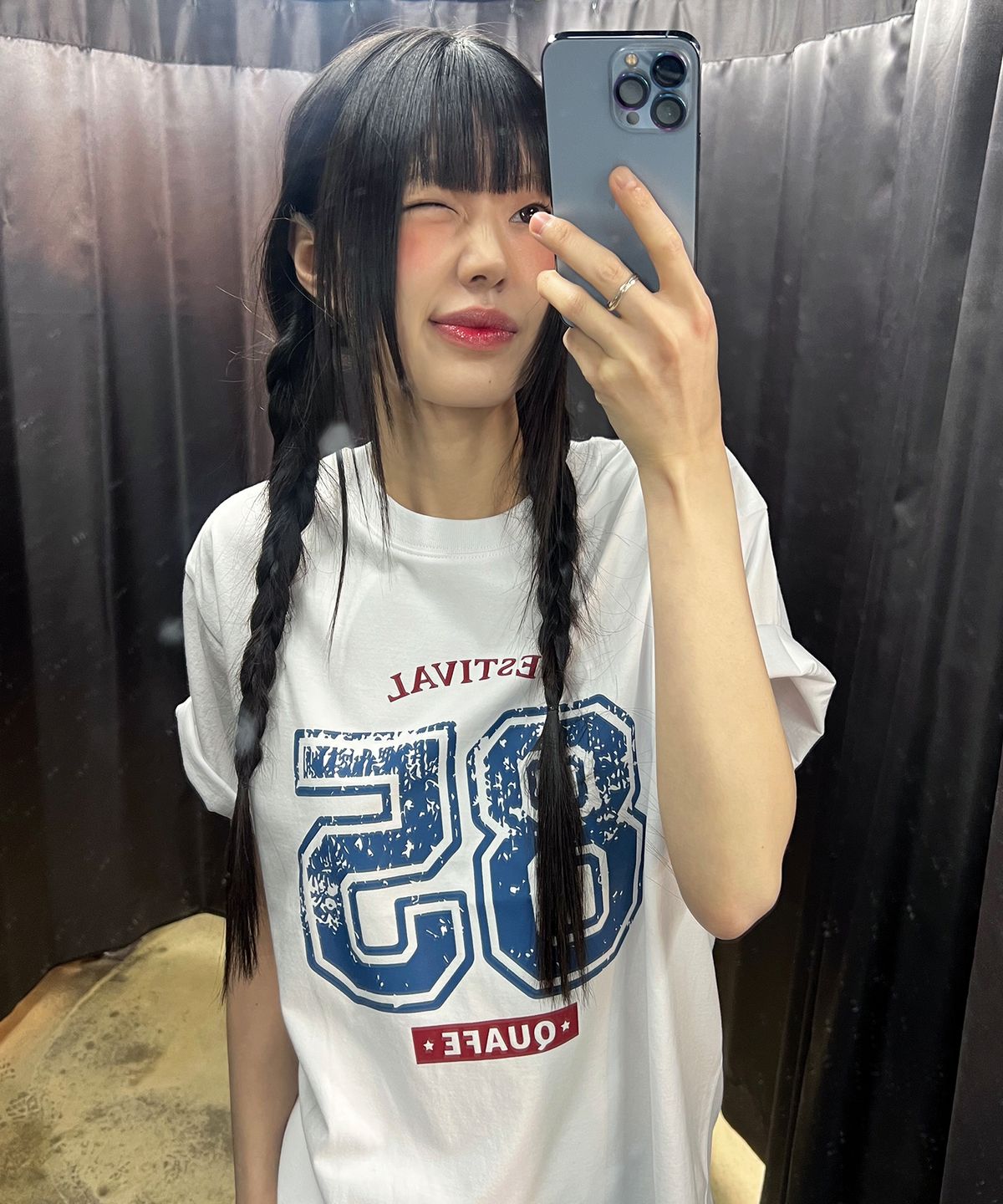 꾸아페(QUAFE) NUMBER 85 OVERFIT GRAPHIC T-SHIRT_2color