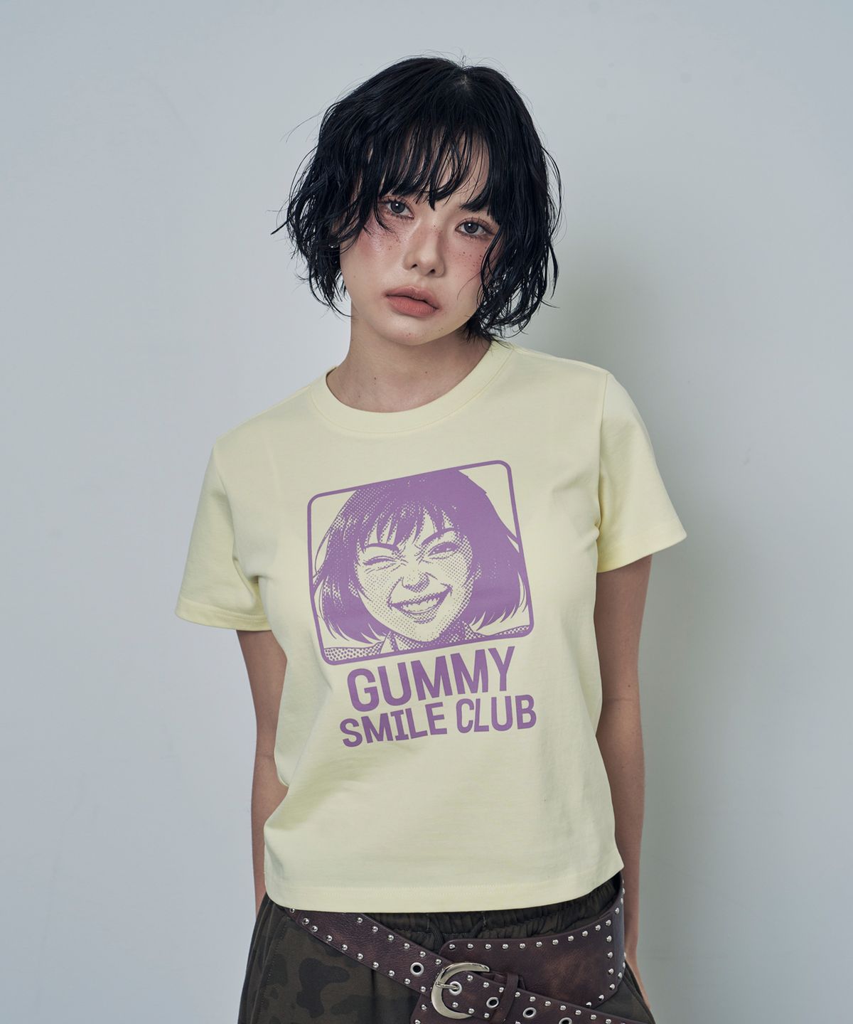 루저스클럽(LOSERS CLUB) GUMMY SMILE CLUB 반팔티셔츠 옐로우