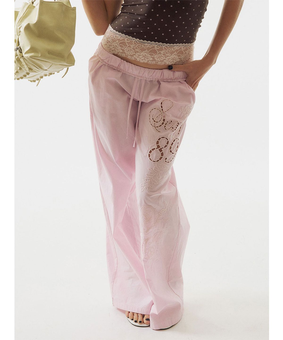 스컬프터(SCULPTOR) Eyelet Embroidery Pants Pink