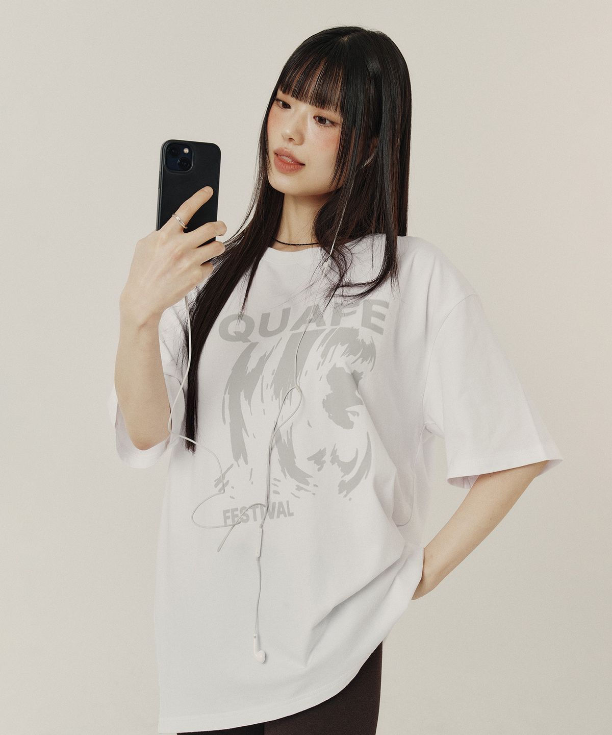 꾸아페(QUAFE) SIDE FACE OVERFIT GRAPHIC T-SHIRT_2color