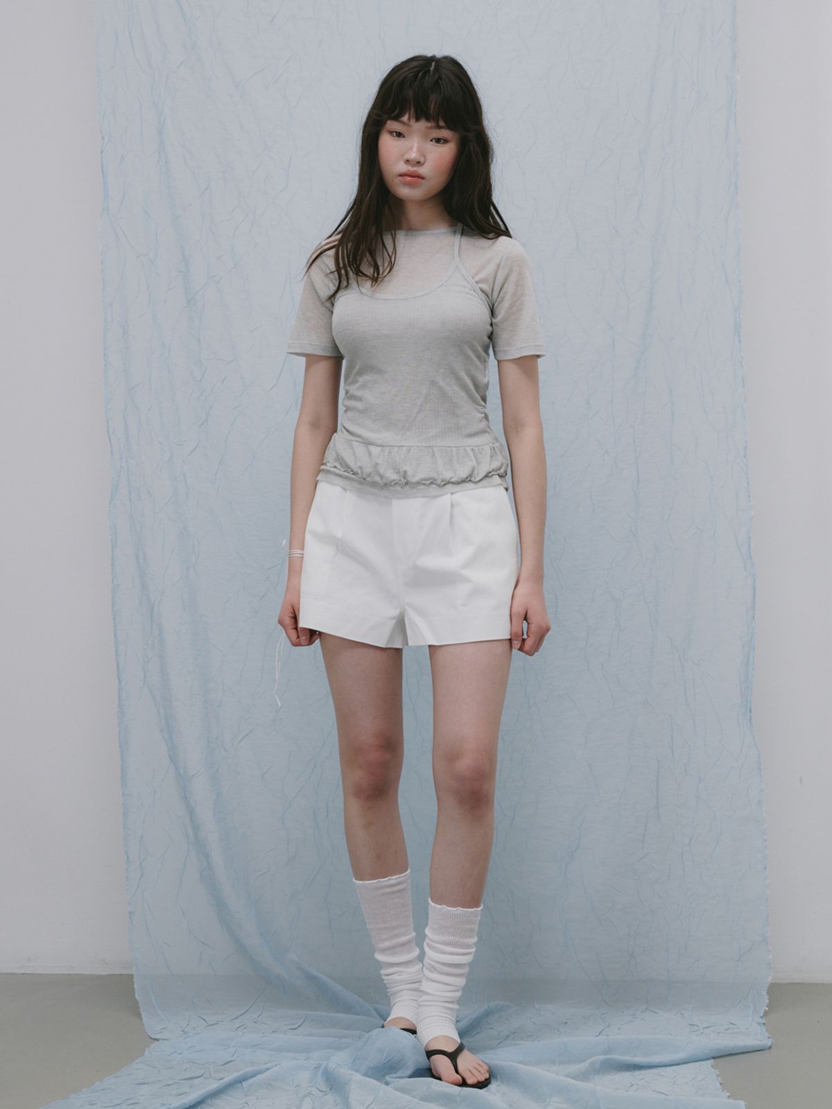 플라드주르(PLATDUJOUR) Halter neck sleeveless (Grey)