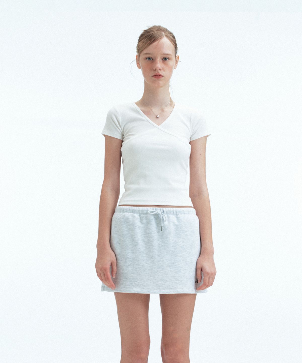 레스트앤레크레이션(REST&RECREATION) WRAP HALF SLEEVE TOP - WHITE