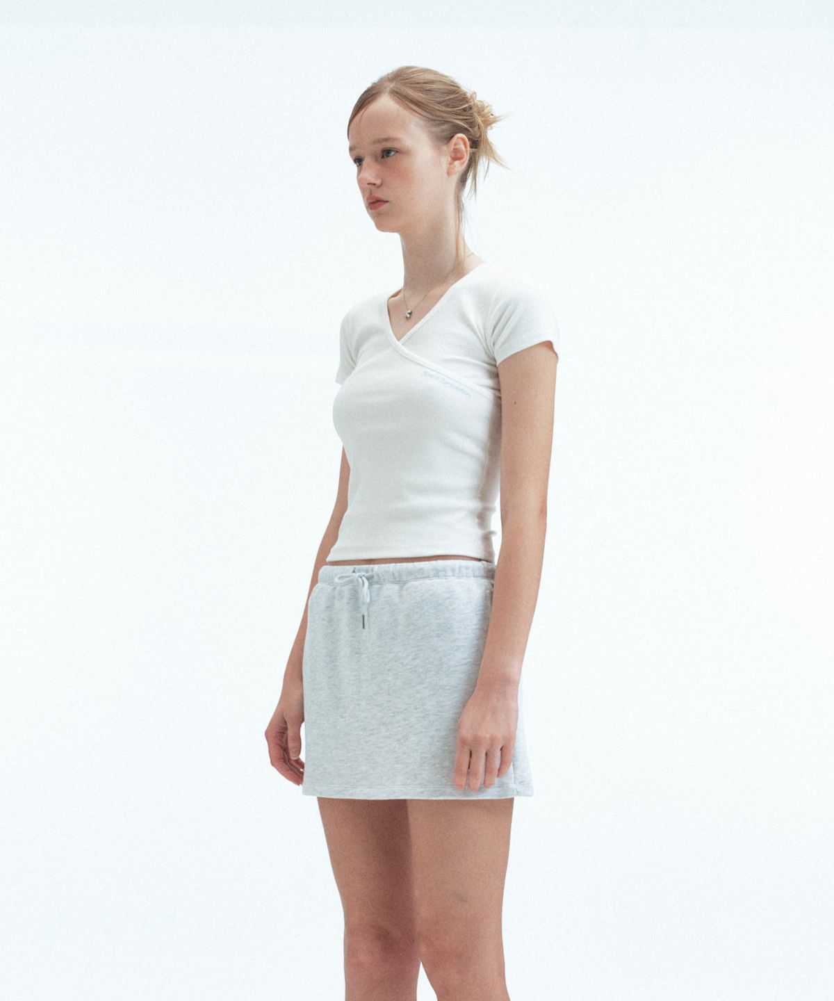 레스트앤레크레이션(REST&RECREATION) WRAP HALF SLEEVE TOP - WHITE