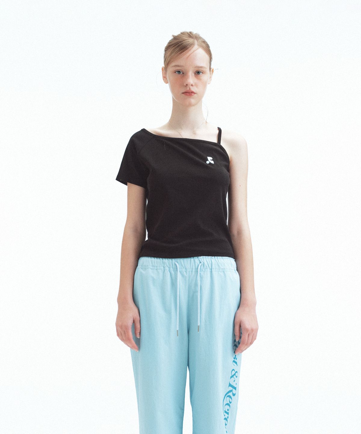 레스트앤레크레이션(REST&RECREATION) UNBALANCED KNIT TOP - BLACK
