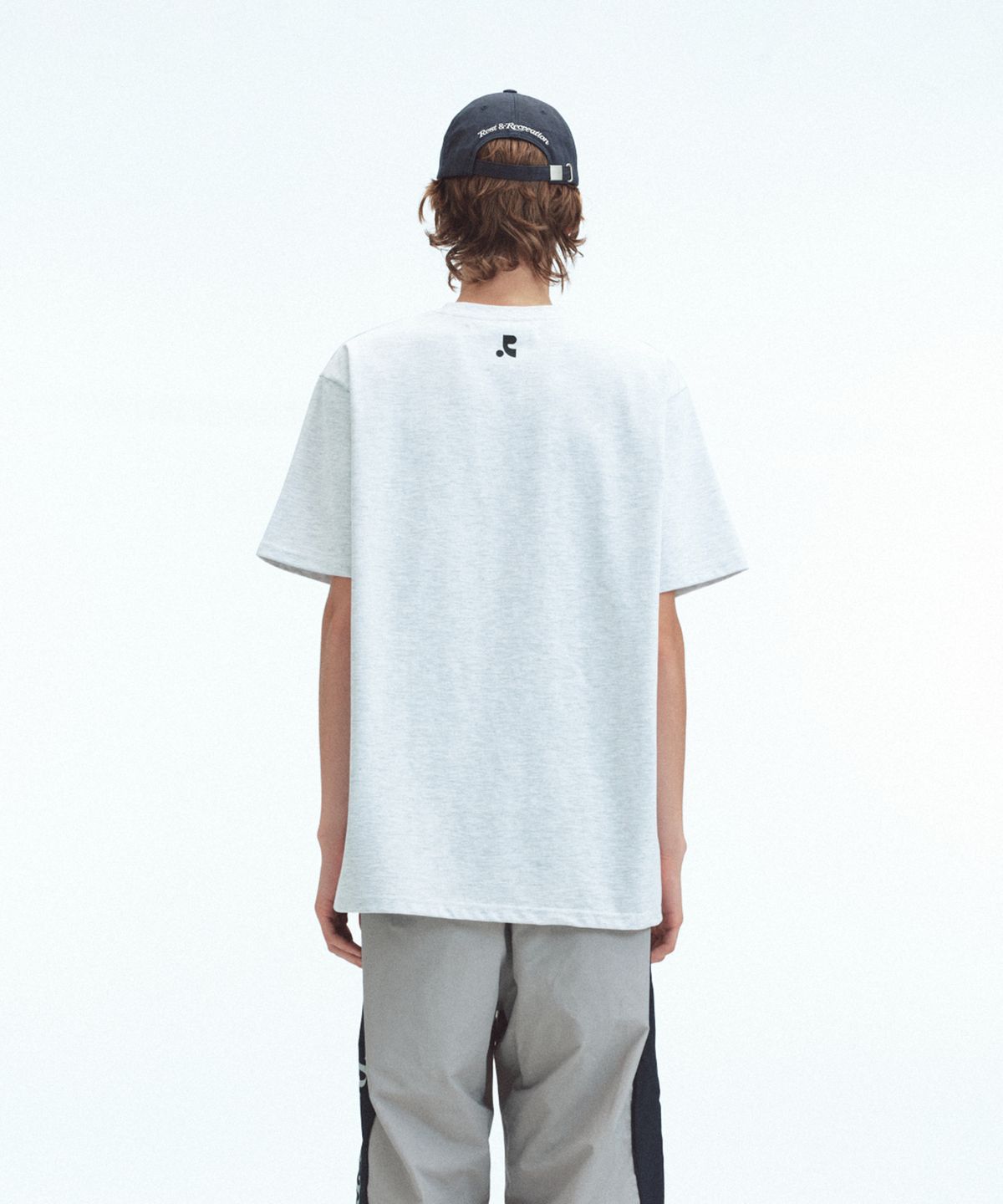 레스트앤레크레이션(REST&RECREATION) OVERSIZED POCKET T-SHIRT - LIGHT GREY
