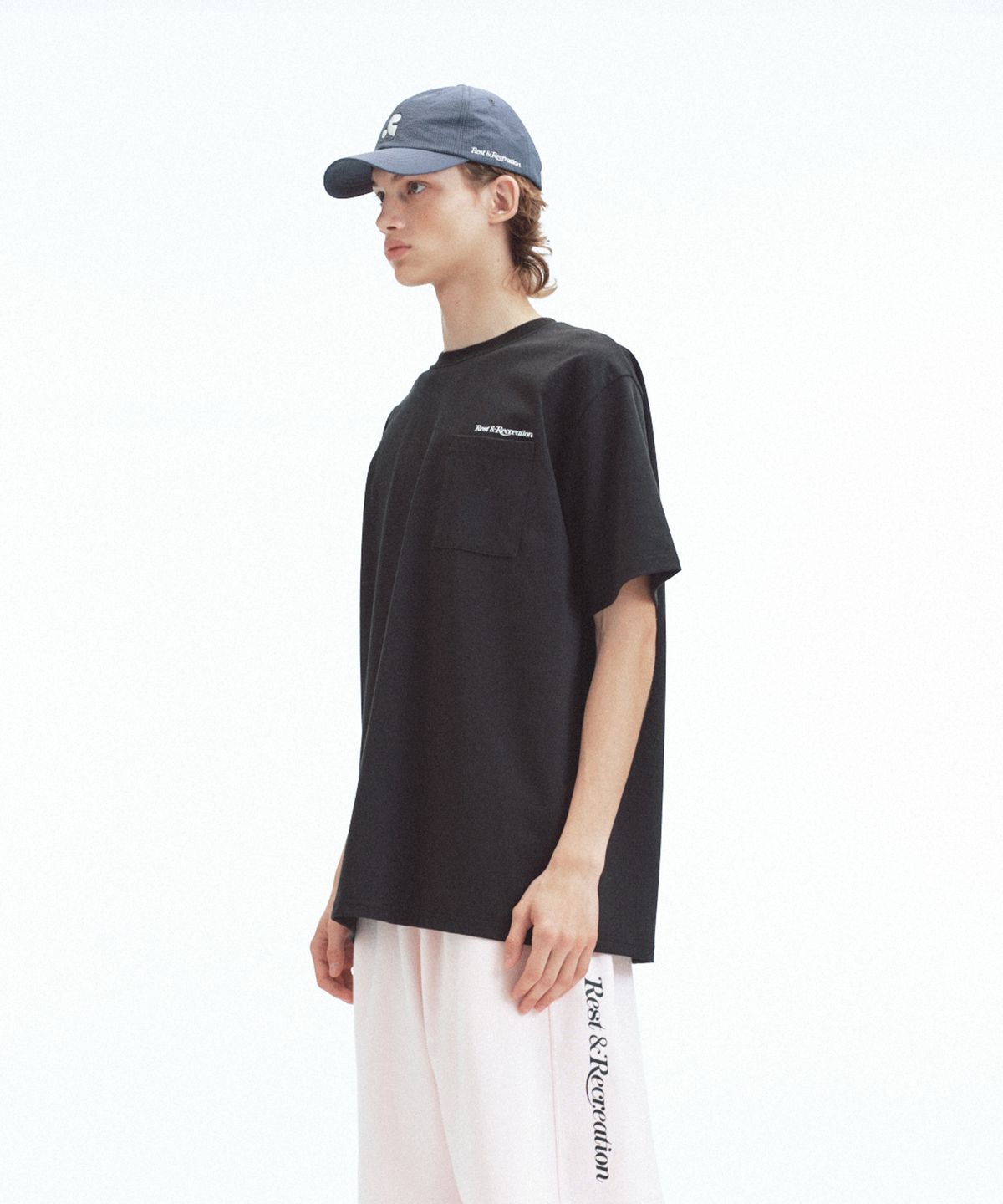 레스트앤레크레이션(REST&RECREATION) OVERSIZED POCKET T-SHIRT - BLACK