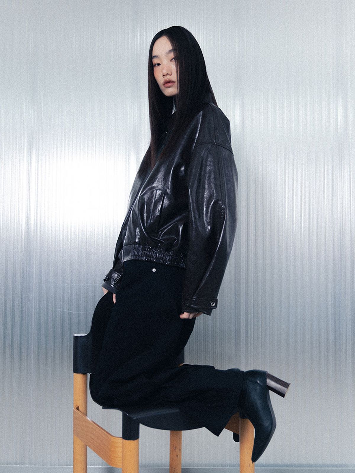 비수스(VISUS) Cotton Curved Pants_Black