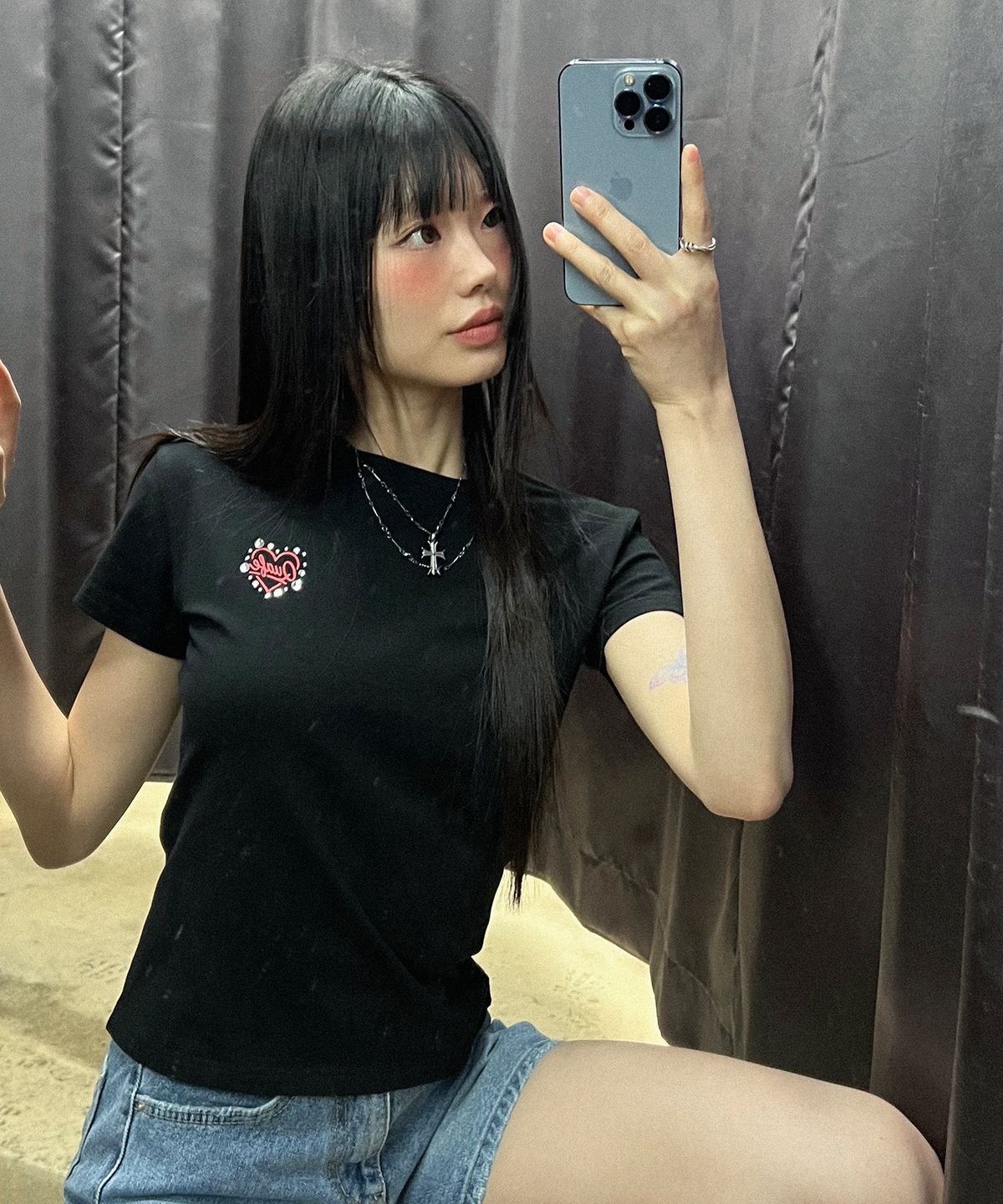 꾸아페(QUAFE) HEART LOGO SLIM T-SHIRT_4color