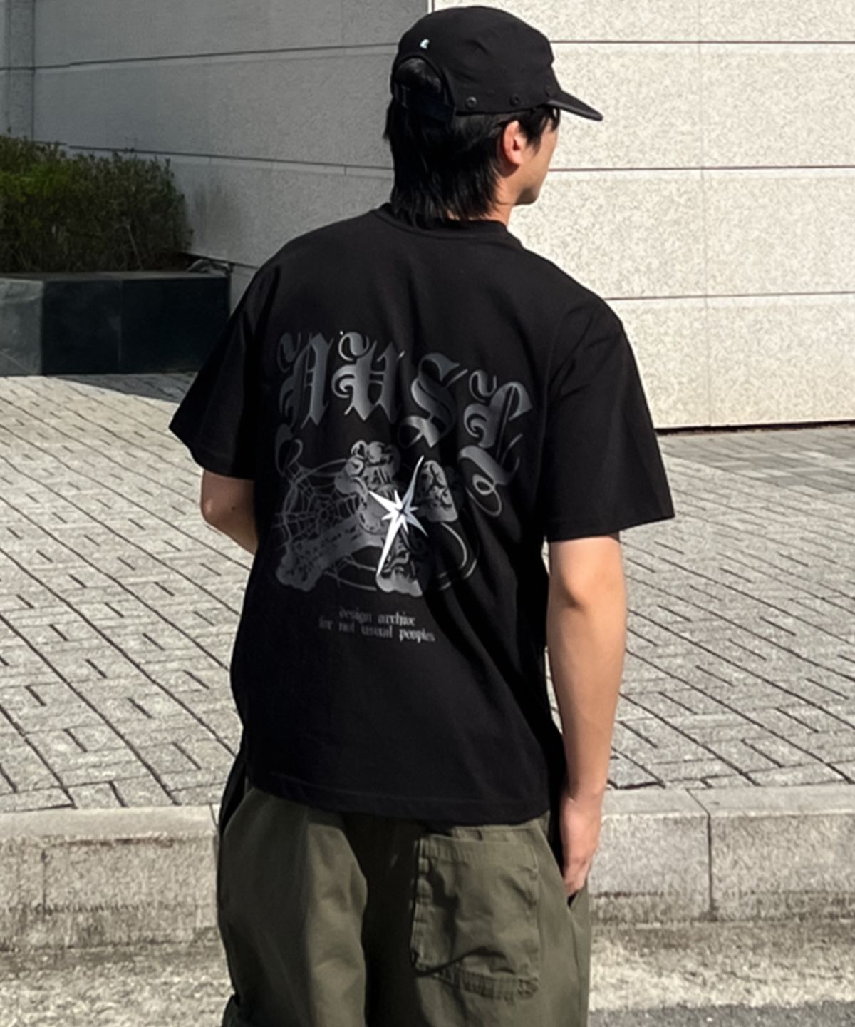 낫유즈얼(NOTUSUAL) 고딕크로스 오버핏 반팔티 4color