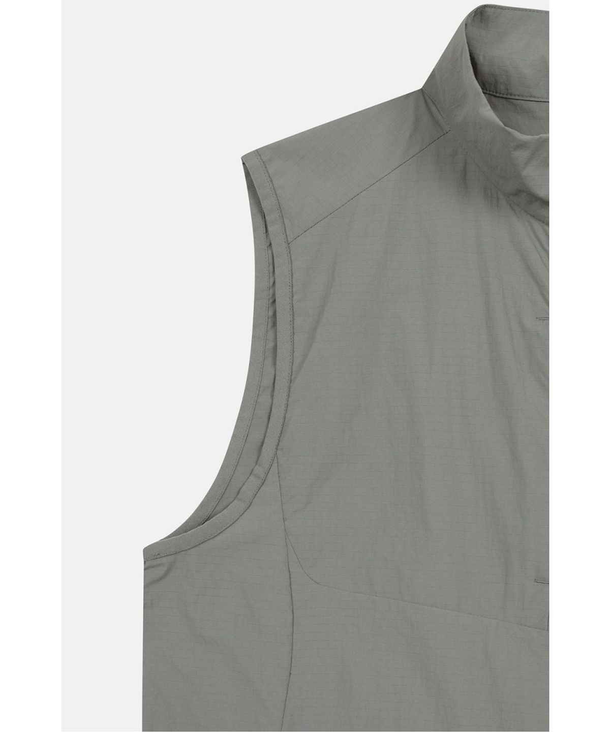 코오롱스포츠(KOLON SPORT) 남성 방풍 스탠드넥 베스트 JWVAX26311KGY