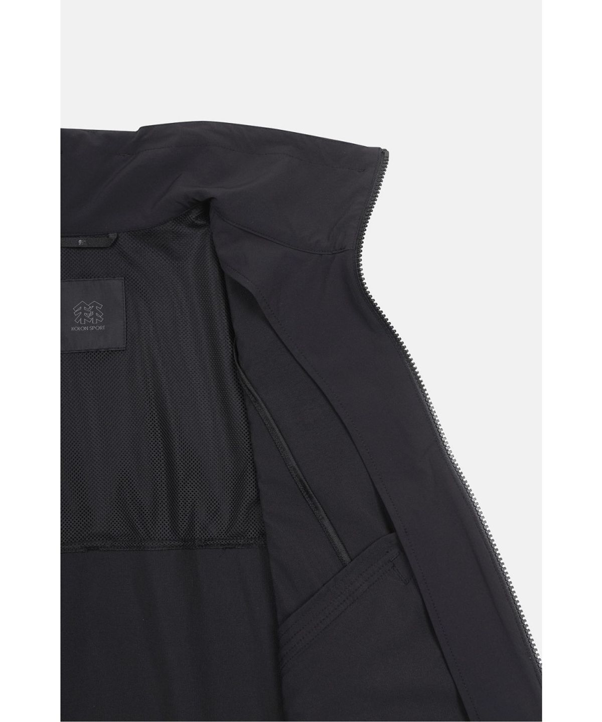 코오롱스포츠(KOLON SPORT) 여성 소프트쉘 스탠드넥 재킷 JKJJM26222BLK