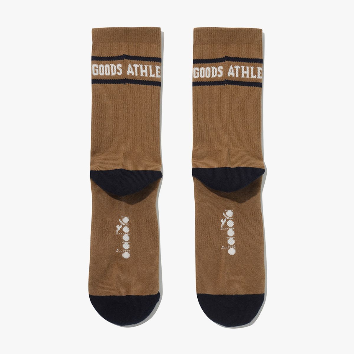 디아도라(diadora) 스포츠 스트라이프 크루 삭스 BROWN