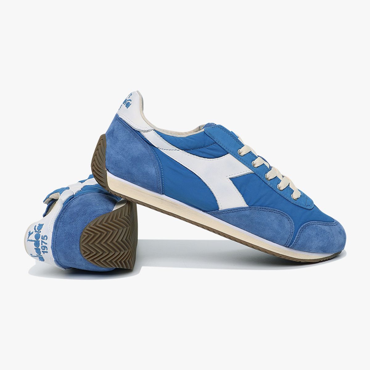 디아도라(diadora) 이큅 벨라 SW BLUE