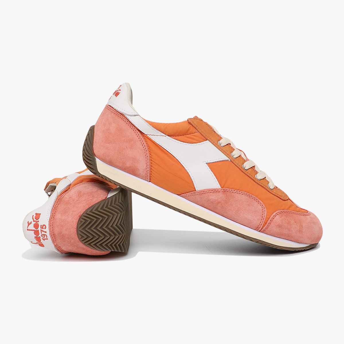 디아도라(diadora) 이큅 벨라 SW ORANGE