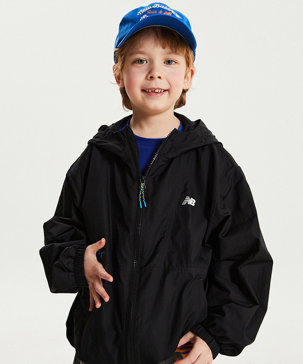 뉴발란스 키즈(NEWBALANCEKIDS) 썸머 팔레트 아동 홑겹 바람막이 NK9AG2501U19