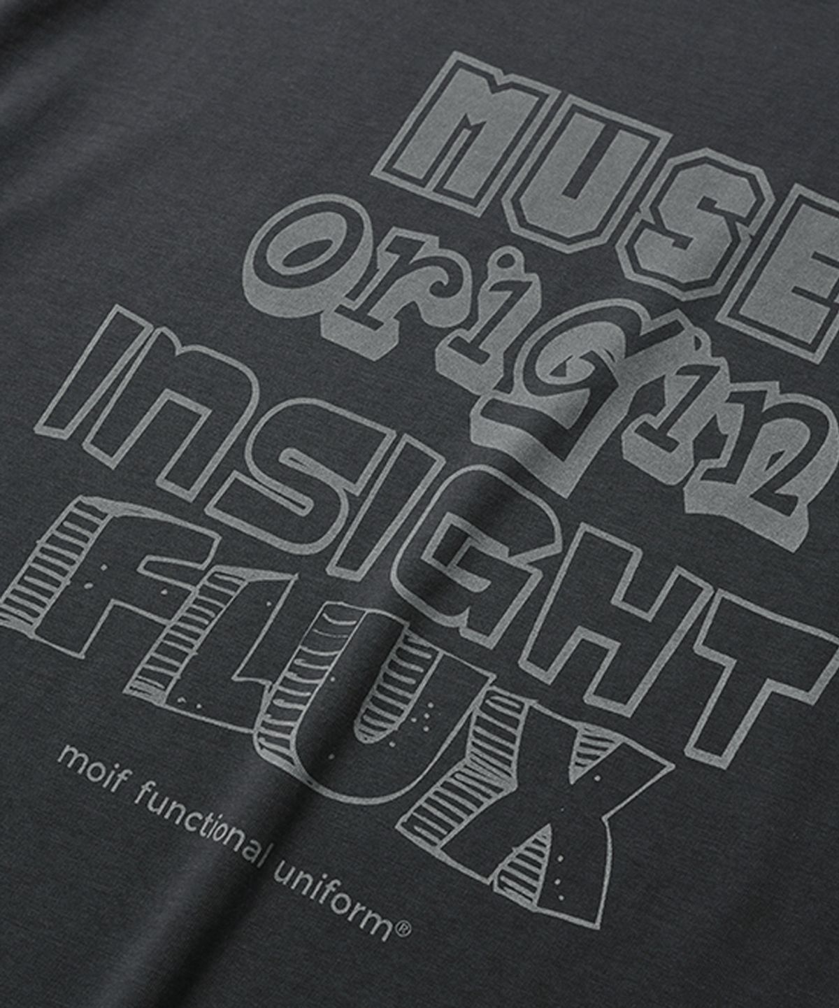 모이프(MOIF) [SS26] ACROSTIC POEM H/S TEE / CHARCOAL