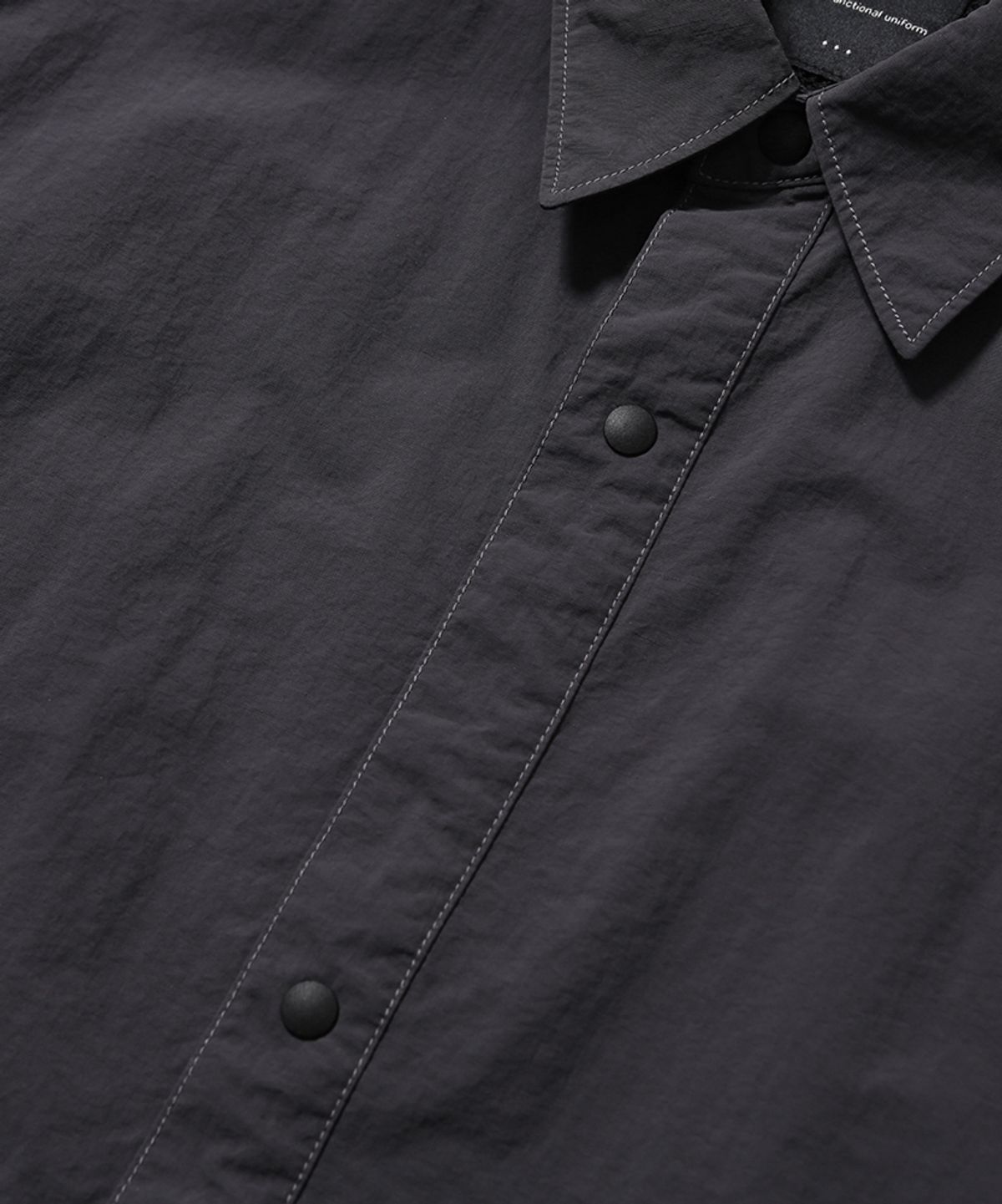 모이프(MOIF) [SS26] RIDGE TRAIL H/S SHIRT / CHARCOAL