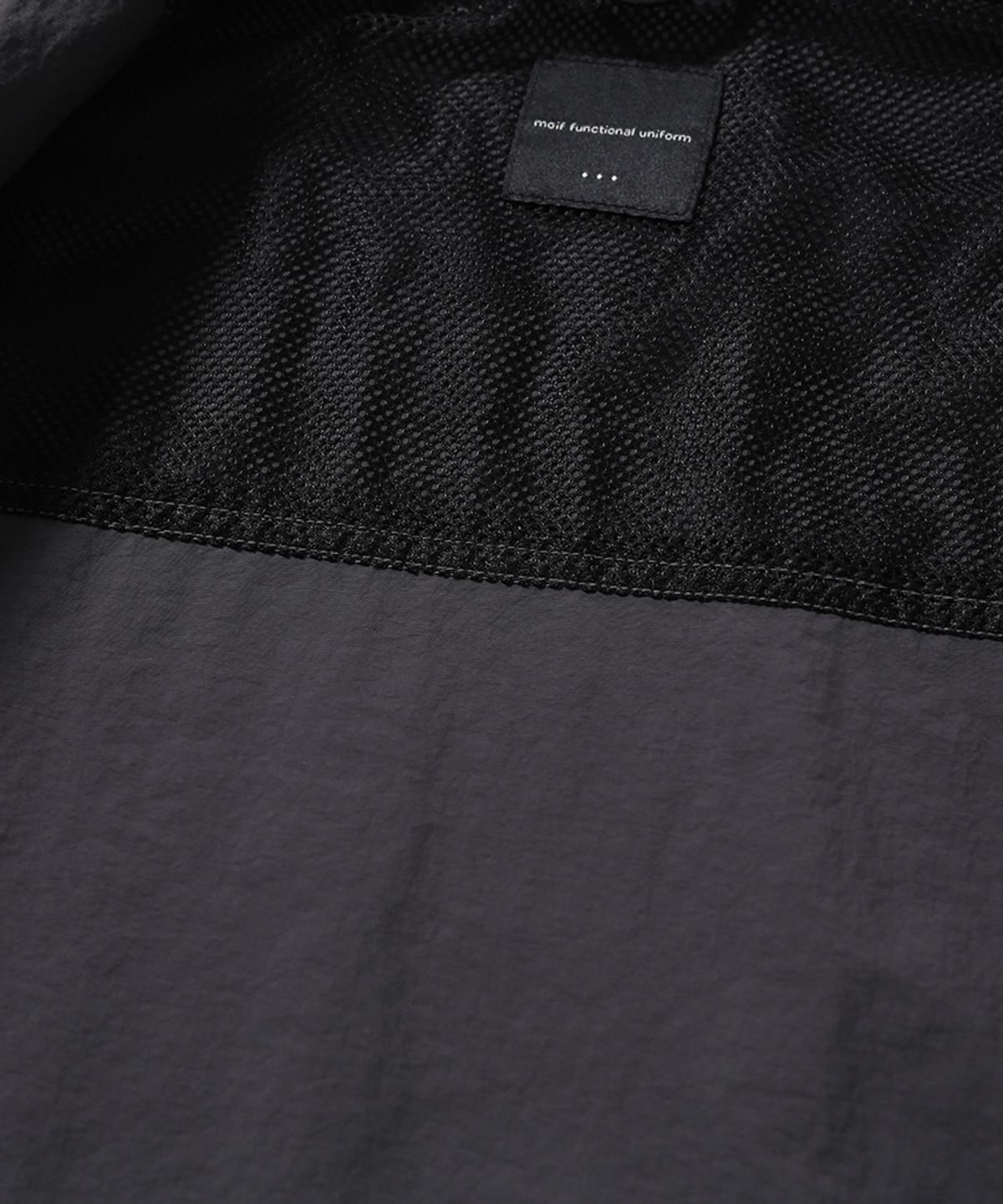 모이프(MOIF) [SS26] RIDGE TRAIL H/S SHIRT / CHARCOAL