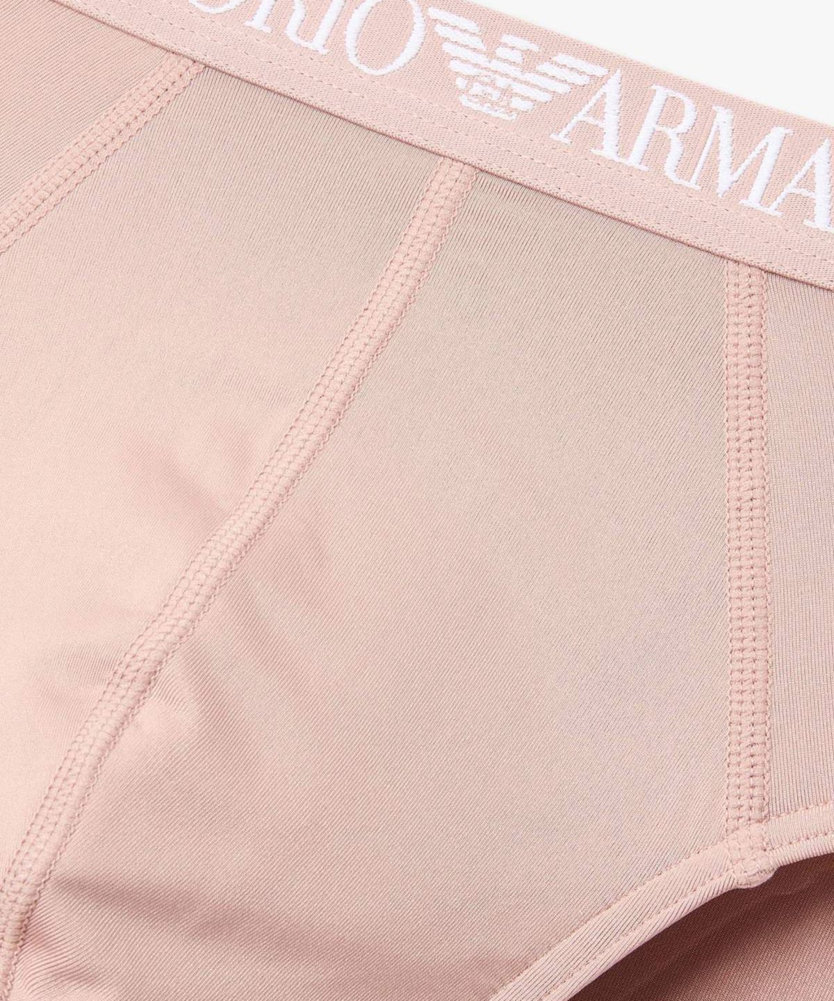 엠포리오 아르마니 언더웨어(EMPORIO ARMANI UNDERWEAR) 남성 글로시 센터 배색 로고 브리프_무드 0816111002