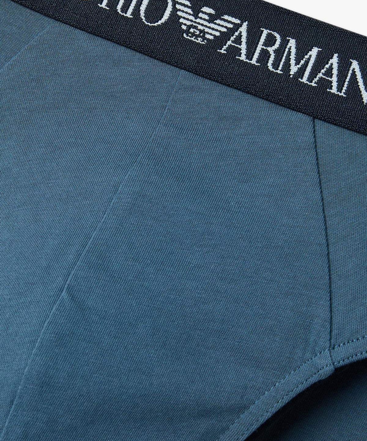 엠포리오 아르마니 언더웨어(EMPORIO ARMANI UNDERWEAR) 남성 배색 로고 밴딩 브리프_아쿠아스모크 08M6111304