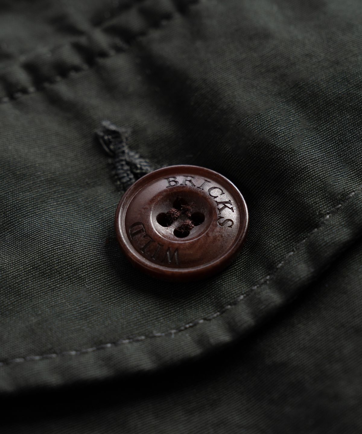 와일드 브릭스(WILD BRICKS) W25 MOUNTAIN ANORAK (dark green)