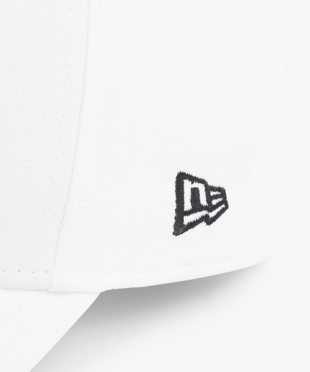 라코스테(LACOSTE) 공용 라코스테 X 뉴에라 골프 캡 RK7305-56G 001