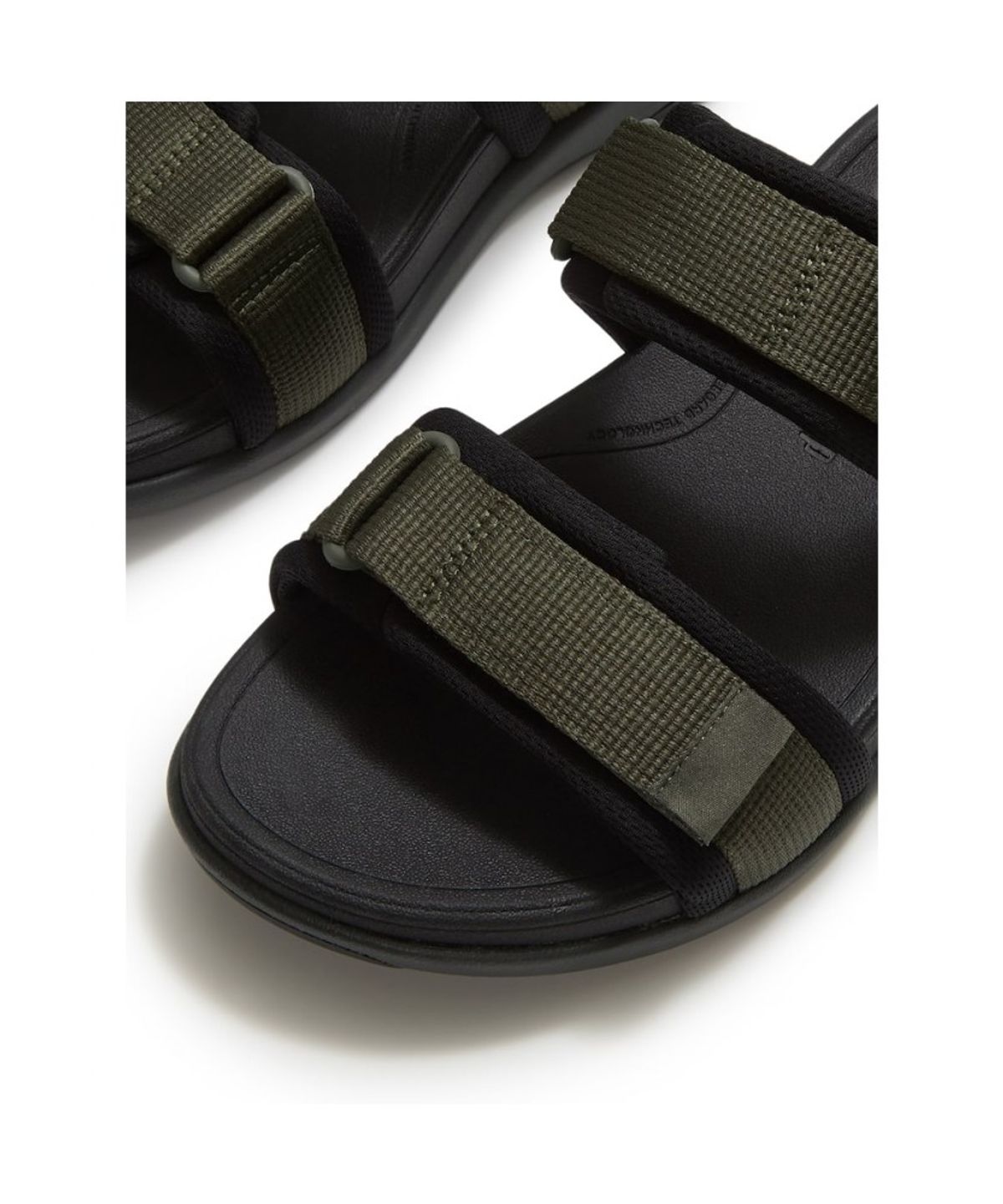 핏플랍(FITFLOP) 남성 F-모드 GO 남성 조절 가능 패딩 웨빙 투 바 슬라이드 - 딥 올리브/블랙 (FT64K1D08J)