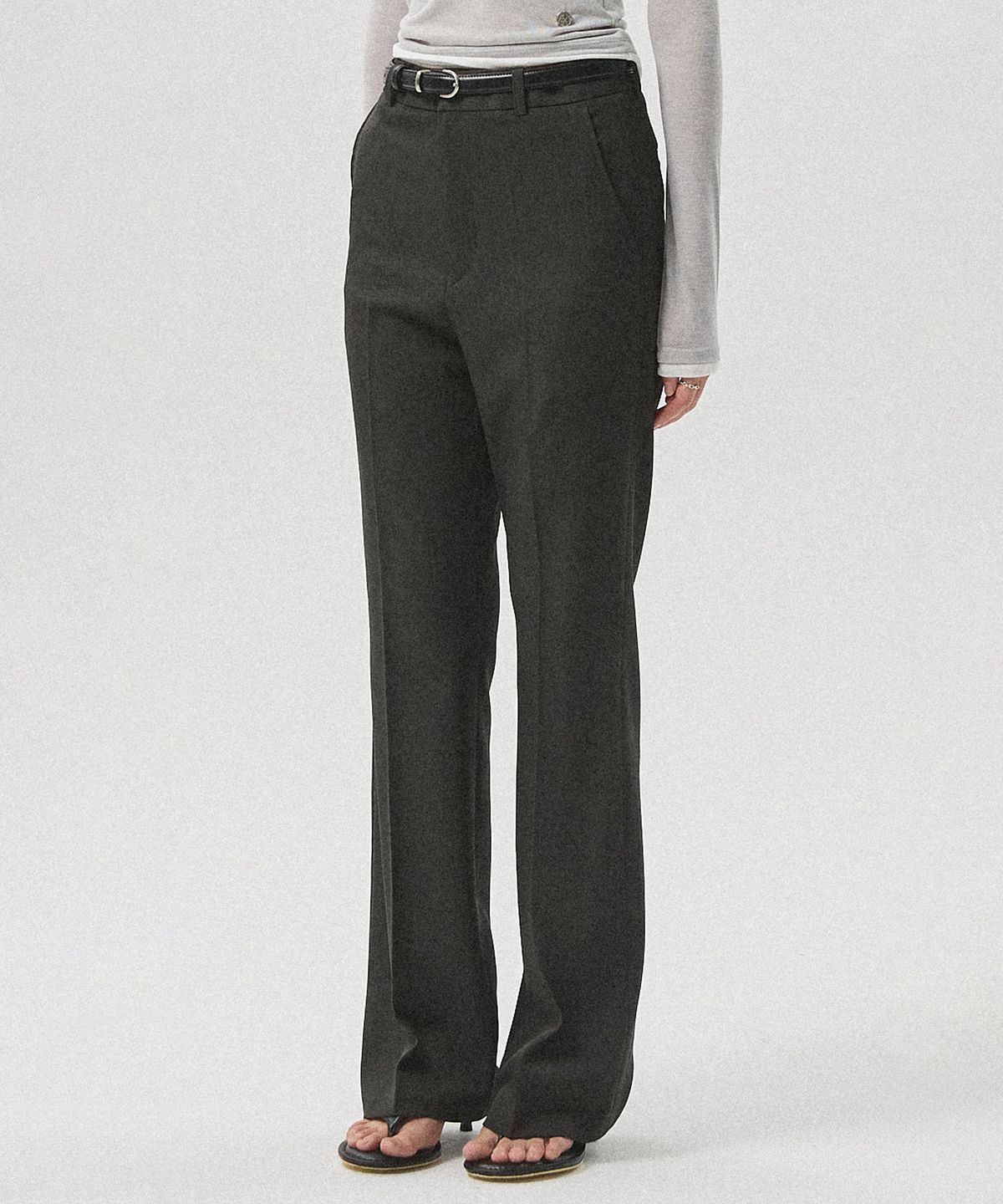 아흐레(AHRE) Urbane Semi Bootcut Slacks_CHARCOAL