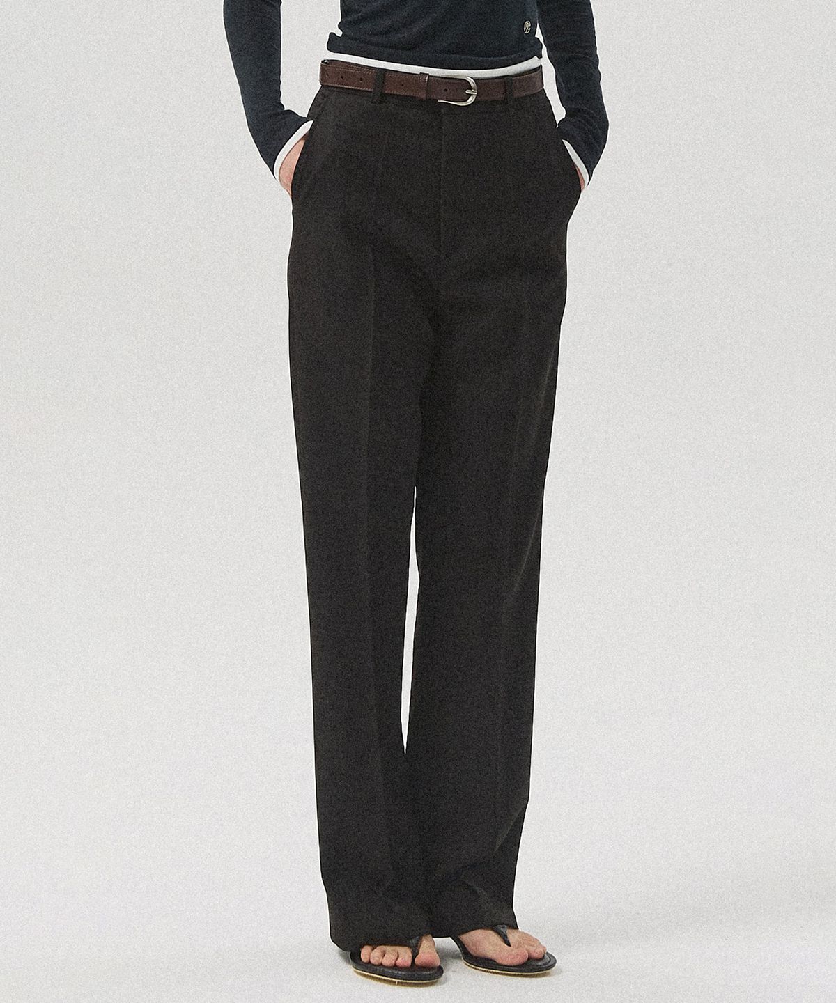 아흐레(AHRE) Urbane Semi Bootcut Slacks_BLACK