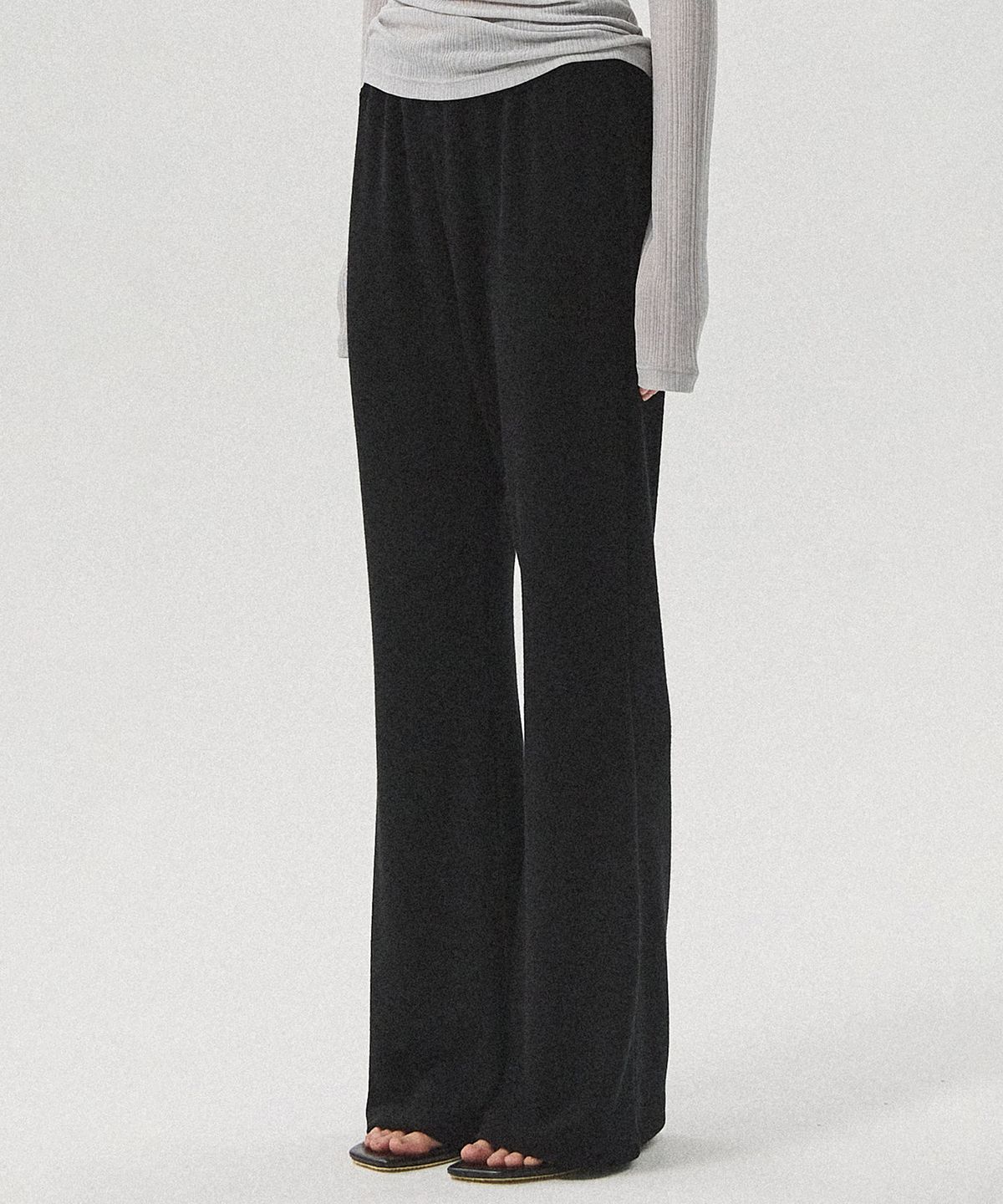 아흐레(AHRE) Lior Jersey Bootcut Banding Pants_BLACK