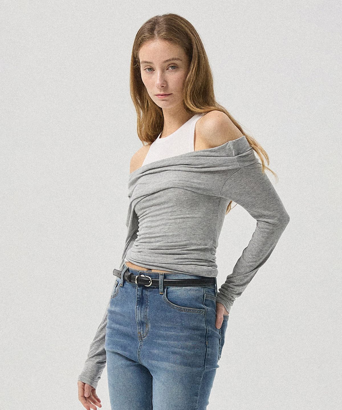 아흐레(AHRE) Nera Layered Off-Shoulder Sleeveless Tank_GREY