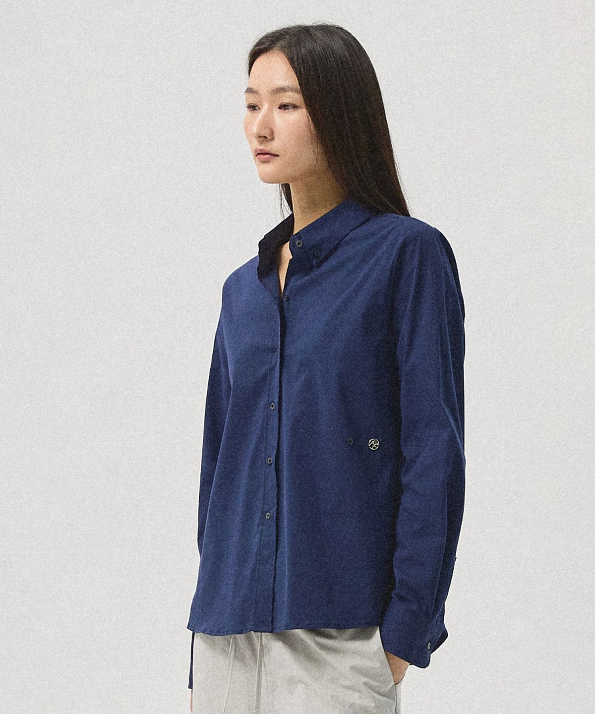 아흐레(AHRE) Mael Two-Way Cotton Span Twist Shirt_NAVY