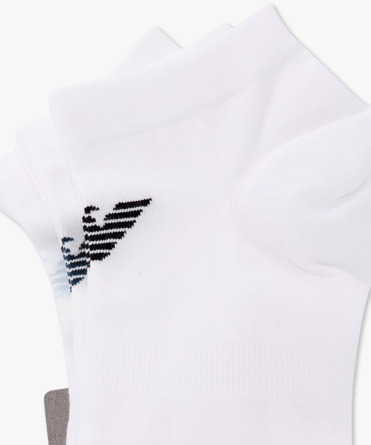 엠포리오 아르마니 언더웨어(EMPORIO ARMANI UNDERWEAR) 남성 이글 로고 스니커즈 삭스 3PACK_화이트 0816145005