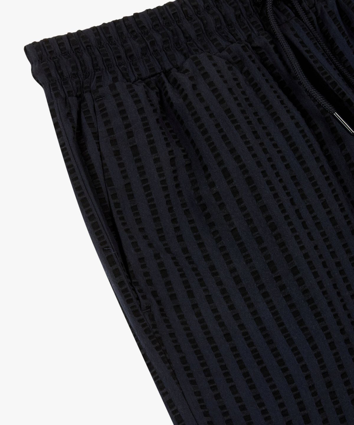 엠포리오 아르마니 언더웨어(EMPORIO ARMANI UNDERWEAR) 남성 텍스처드 스트라이프 비치웨어 쇼츠_블루 0816121155