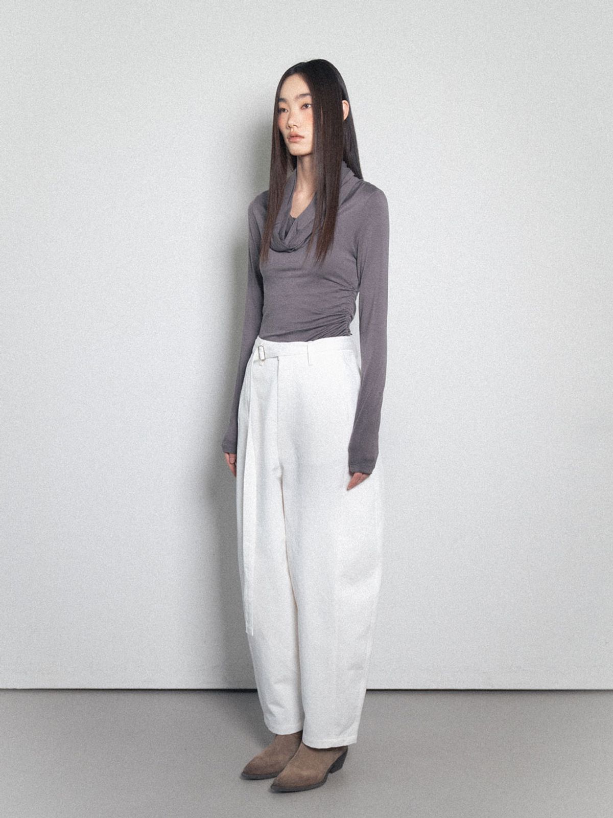 비수스(VISUS) Cotton Belted Pants_White