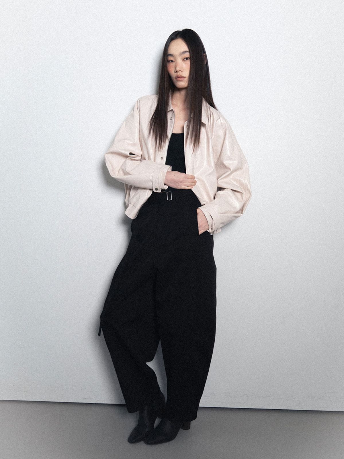 비수스(VISUS) Cotton Belted Pants_Black