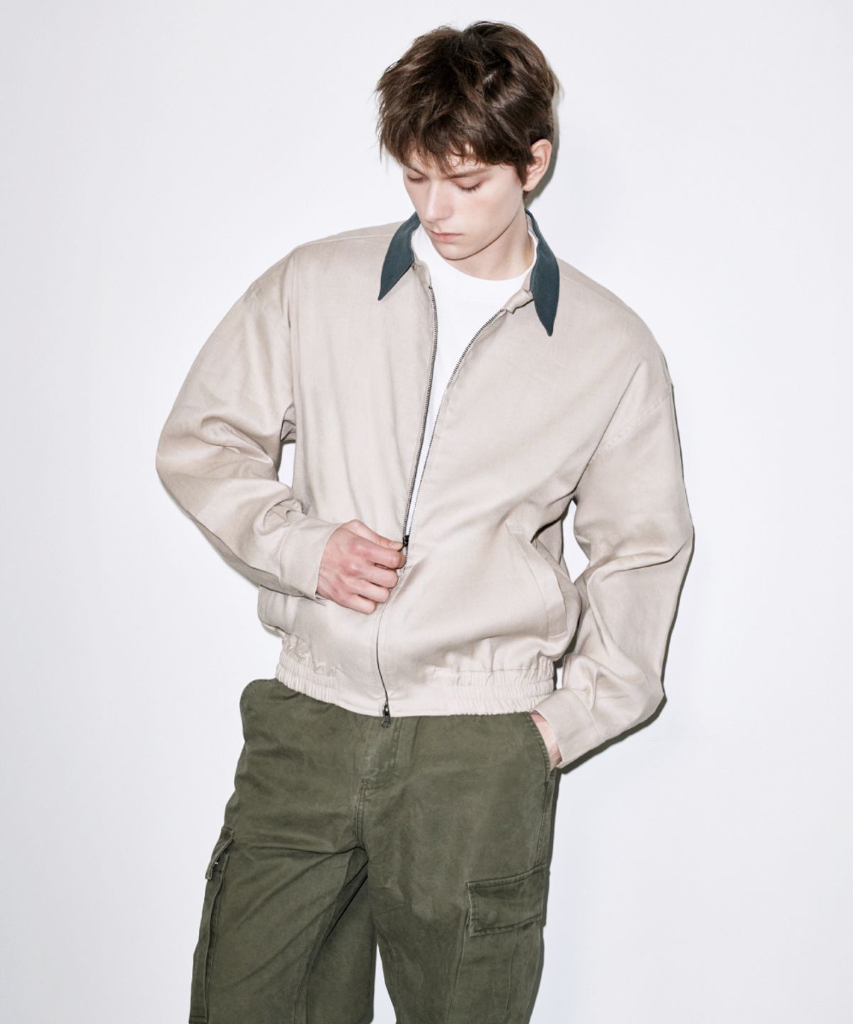 콜드블랭킷(COLD BLANKET) 배색 린넨 카라넥 블루종 자켓